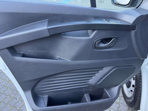 Ansicht 5 - Gebrauchtwagen Fahrzeug, Modell Primastar der Marke Nissan von Verkäufer Auto Emotion GmbH & Co. KG