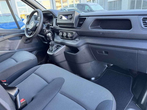 Ansicht 8 - Gebrauchtwagen Fahrzeug, Modell Primastar der Marke Nissan von Verkäufer Auto Emotion GmbH & Co. KG