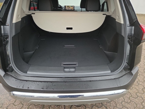 Ansicht 12 - Gebrauchtwagen Fahrzeug, Modell X-Trail der Marke Nissan von Verkäufer Auto Center Heddier GmbH