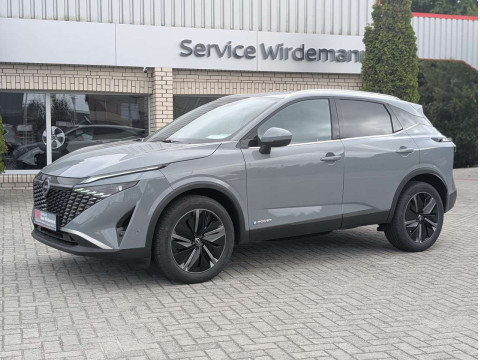 Automodell: Qashqai in der Farbe grau