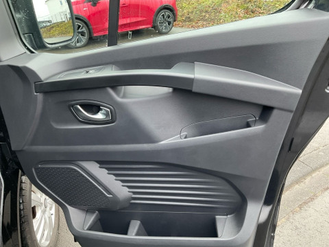 Ansicht 17 - Gebrauchtwagen Fahrzeug, Modell Primastar der Marke Nissan von Verkäufer CAR Avenue Autohaus GmbH