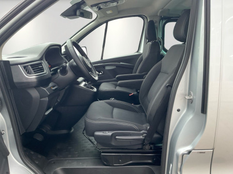 Ansicht 8 - Gebrauchtwagen Fahrzeug, Modell Primastar der Marke Nissan von Verkäufer CAR Avenue Autohaus GmbH