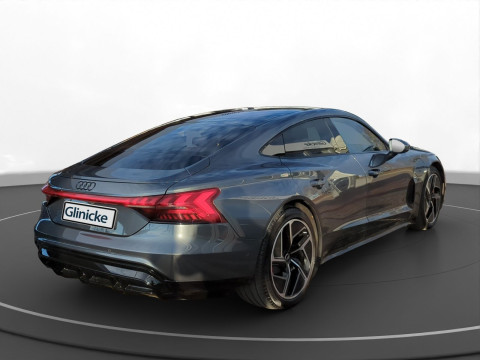 Audi - e-tron GT quattro