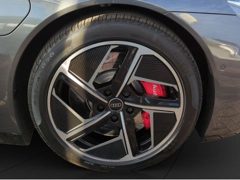 Audi - e-tron GT quattro