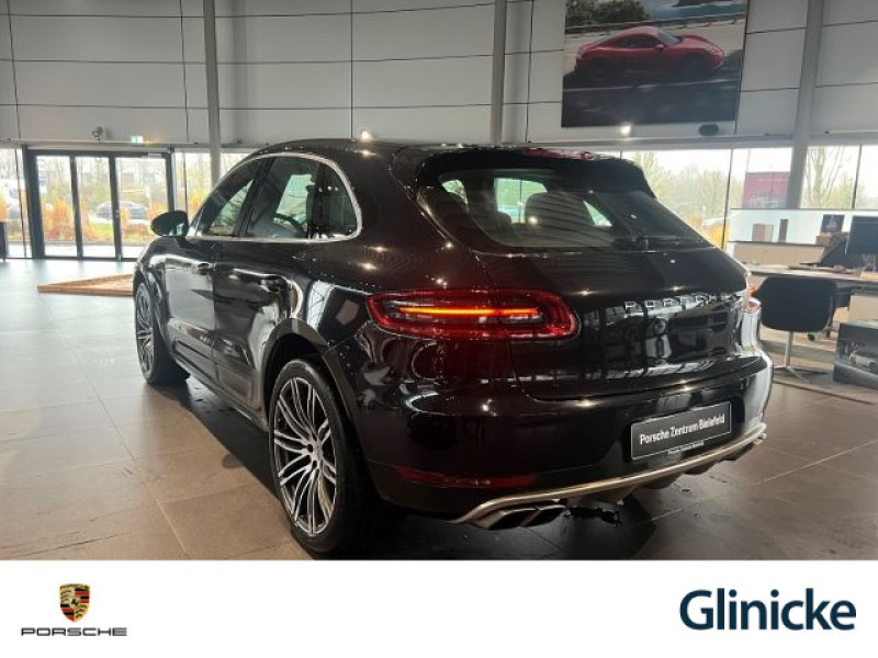 Porsche - Macan