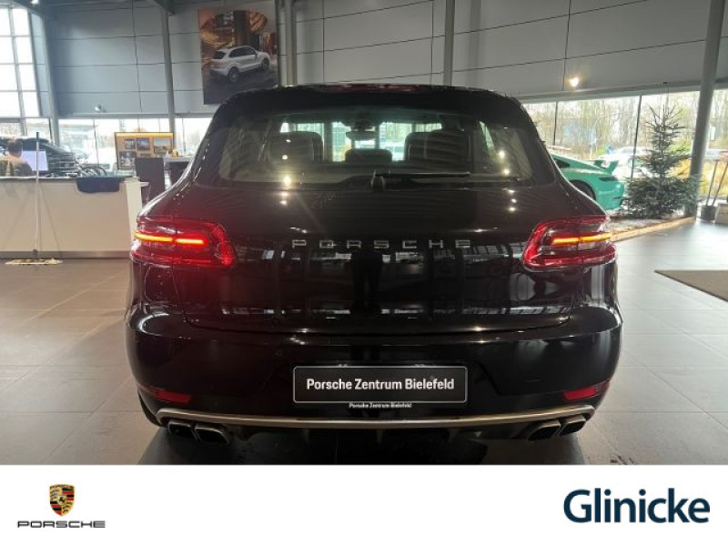 Porsche - Macan