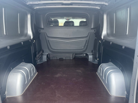 Ansicht 12 - Gebrauchtwagen Fahrzeug, Modell NV300 der Marke Nissan von Verkäufer Autohaus Bernd Ivacic GmbH