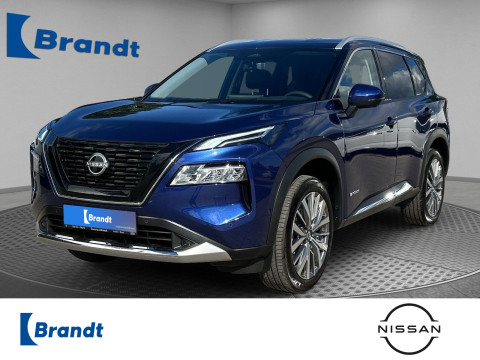 Automodell: X-Trail in der Farbe blau