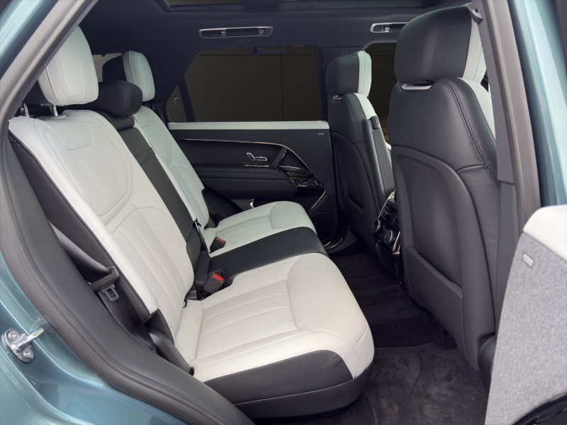 Land Rover - Range Rover Sport