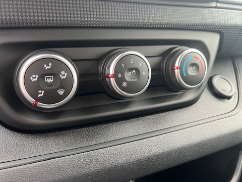 Ansicht 17 - Gebrauchtwagen Fahrzeug, Modell Primastar der Marke Nissan von Verkäufer C. Thomsen GmbH