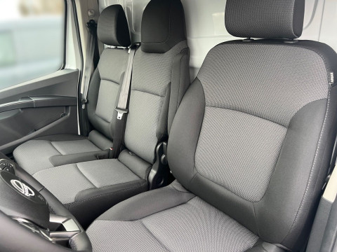 Ansicht 20 - Gebrauchtwagen Fahrzeug, Modell Primastar der Marke Nissan von Verkäufer C. Thomsen GmbH