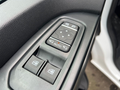 Ansicht 22 - Gebrauchtwagen Fahrzeug, Modell Primastar der Marke Nissan von Verkäufer C. Thomsen GmbH