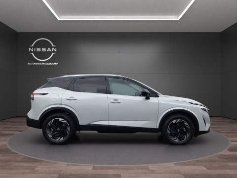 Ansicht 2 - Gebrauchtwagen Fahrzeug, Modell Qashqai der Marke Nissan von Verkäufer Autohaus Hallekamp GmbH & Co. KG