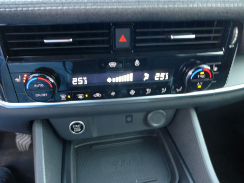 Ansicht 17 - Gebrauchtwagen Fahrzeug, Modell Qashqai der Marke Nissan von Verkäufer HIRO Automarkt GmbH