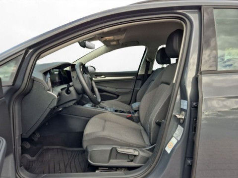 Volkswagen Golf Variant - Golf VIII Variant 1.5 TSI AHK Klima Isofix LED Ambiente Carplay