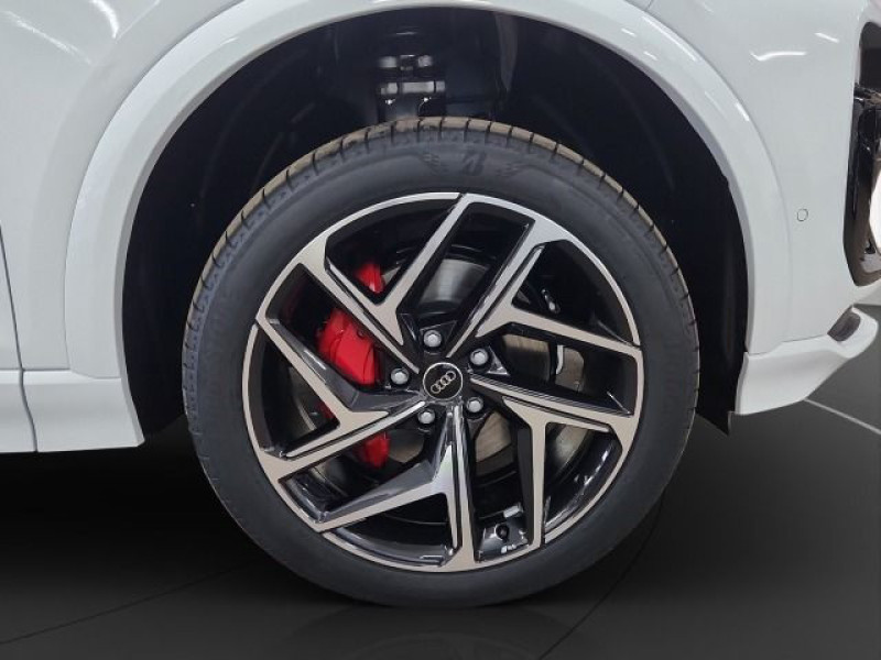 Audi - Q6 Sportback e-tron