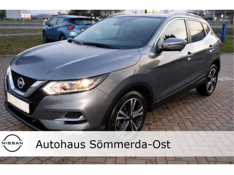 Automodell: Qashqai in der Farbe grau