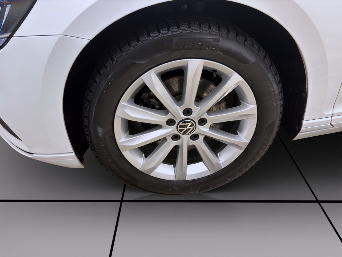 Thumb 7: Volkswagen Passat Variant 2.0 TDI DSG BUSINESS AHK KAMERA PDC NAVI