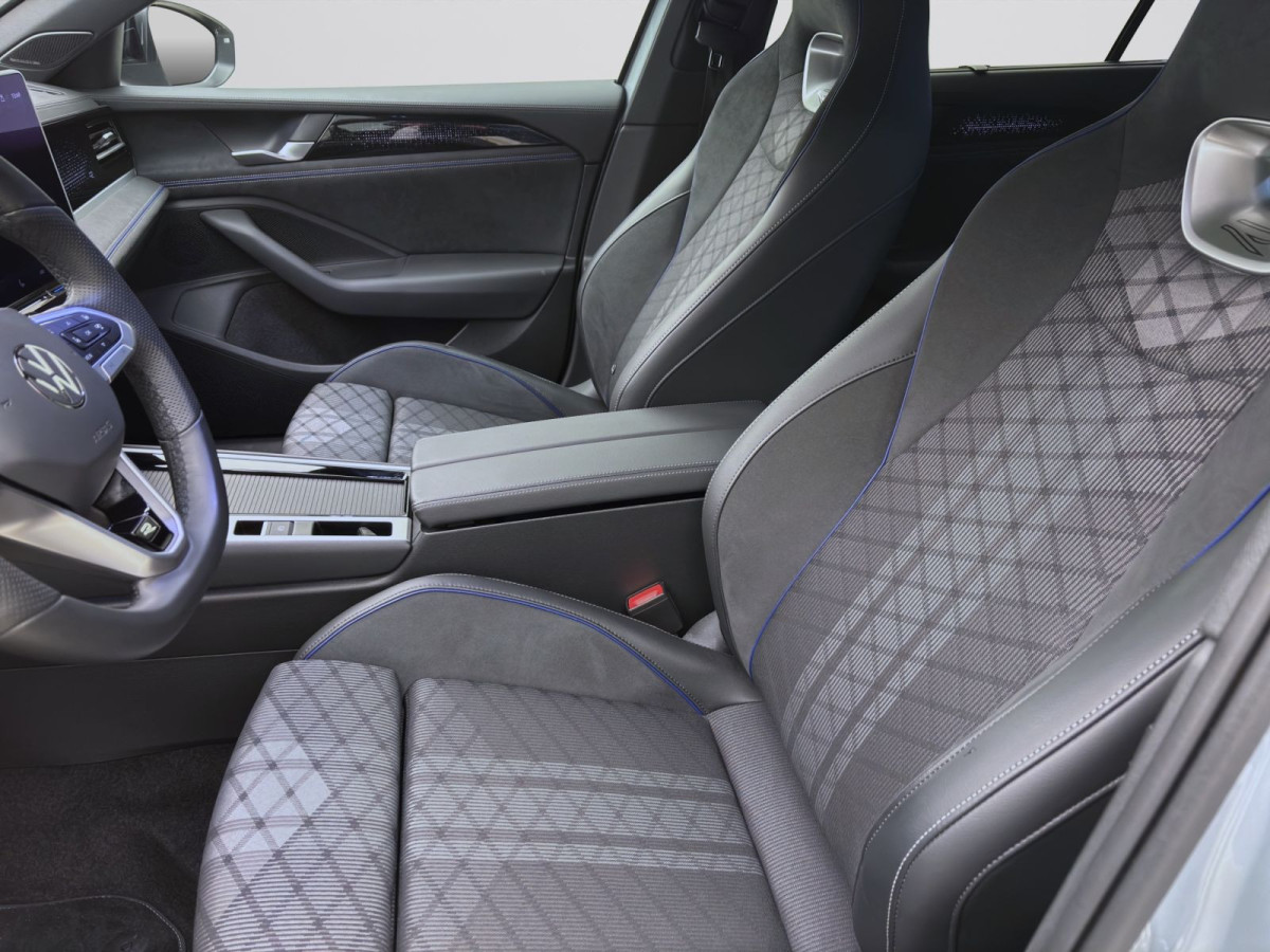 Thumb 8: Volkswagen Passat Variant 1.5 TSI eHybrid DSG R-LINE PANO AHK NAVI IQ.LIGHT