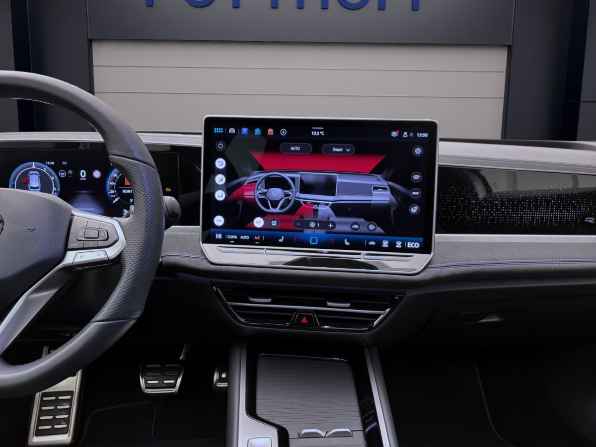 Thumb 13: Volkswagen Passat Variant 1.5 TSI eHybrid DSG R-LINE PANO AHK NAVI IQ.LIGHT