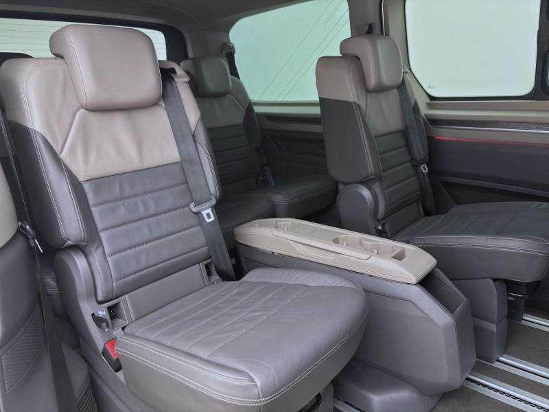 Bild 16: Volkswagen T7 Multivan 2.0 TDI DSG STYLE LR MATRIX KAMERA NAVI AHK