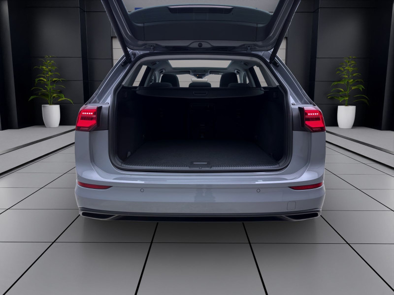 Bild 3: Volkswagen Golf Variant 1.0 eTSI DSG LIFE PANO KAMERA PDC NAVI