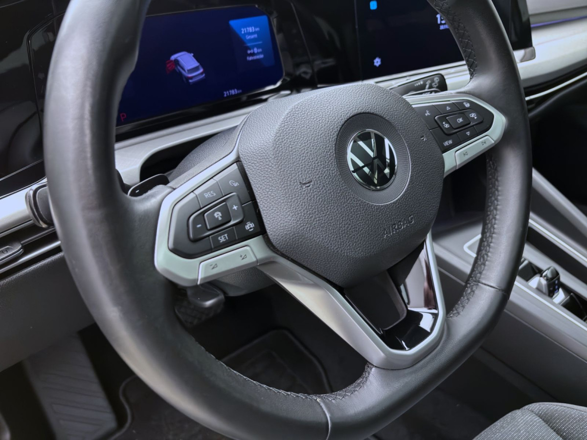 Thumb 16: Volkswagen Golf Variant 1.0 eTSI DSG LIFE PANO KAMERA PDC NAVI