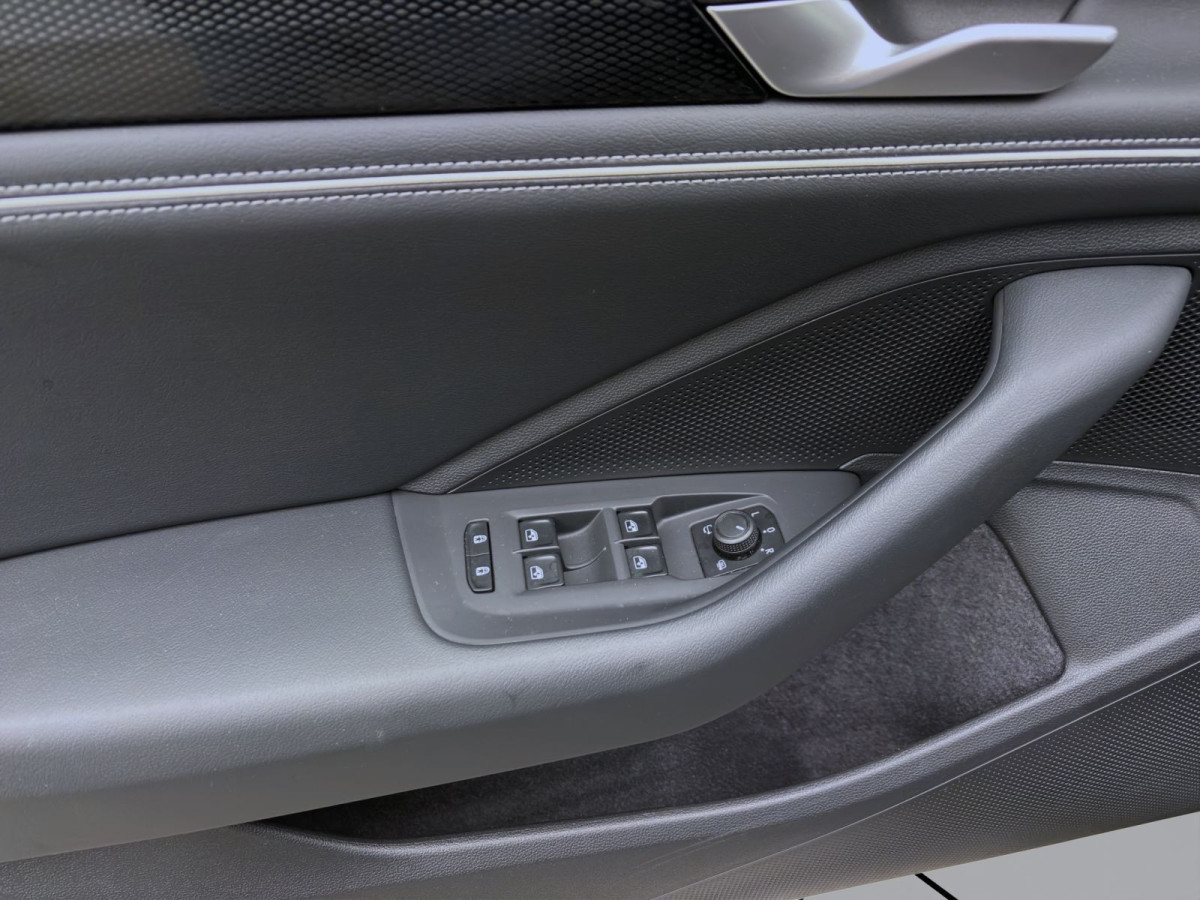 Thumb 9: Volkswagen Passat Variant 1.5 eTSI DSG BUSINESS AHK NAVI KAMERA PDC