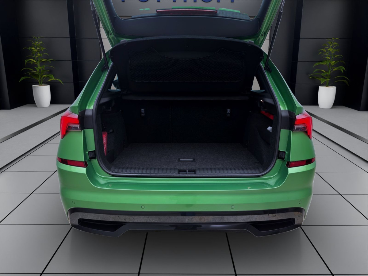 Thumb 3: Škoda Kamiq 1.0 TSI MONTE CARLO PANO KAMERA AHK NAVI