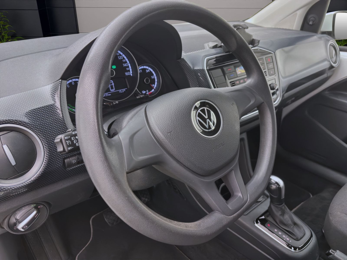 Thumb 10: Volkswagen e-up! MOVE UP! KAMERA PDC DAB+