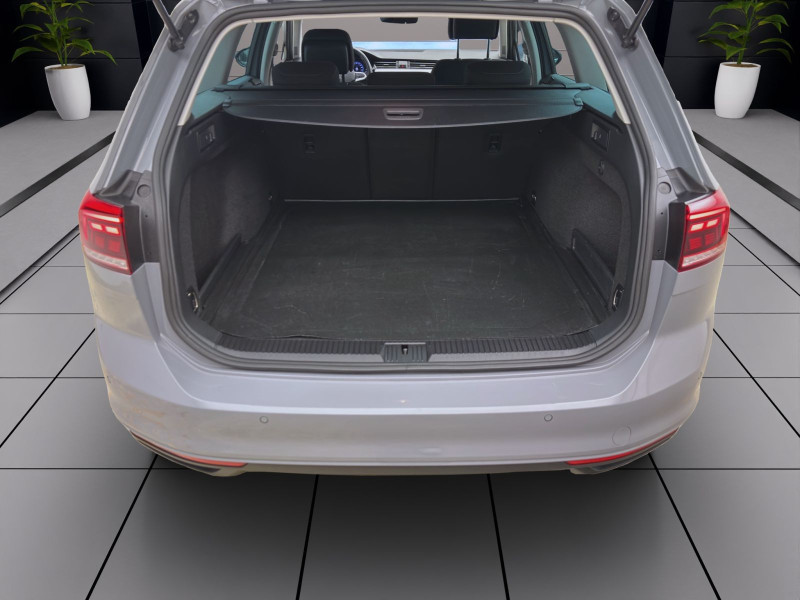 Bild 3: Volkswagen Passat Variant 2.0 TDI DSG BUSINESS NAVI KAMERA PDC SITZHZG