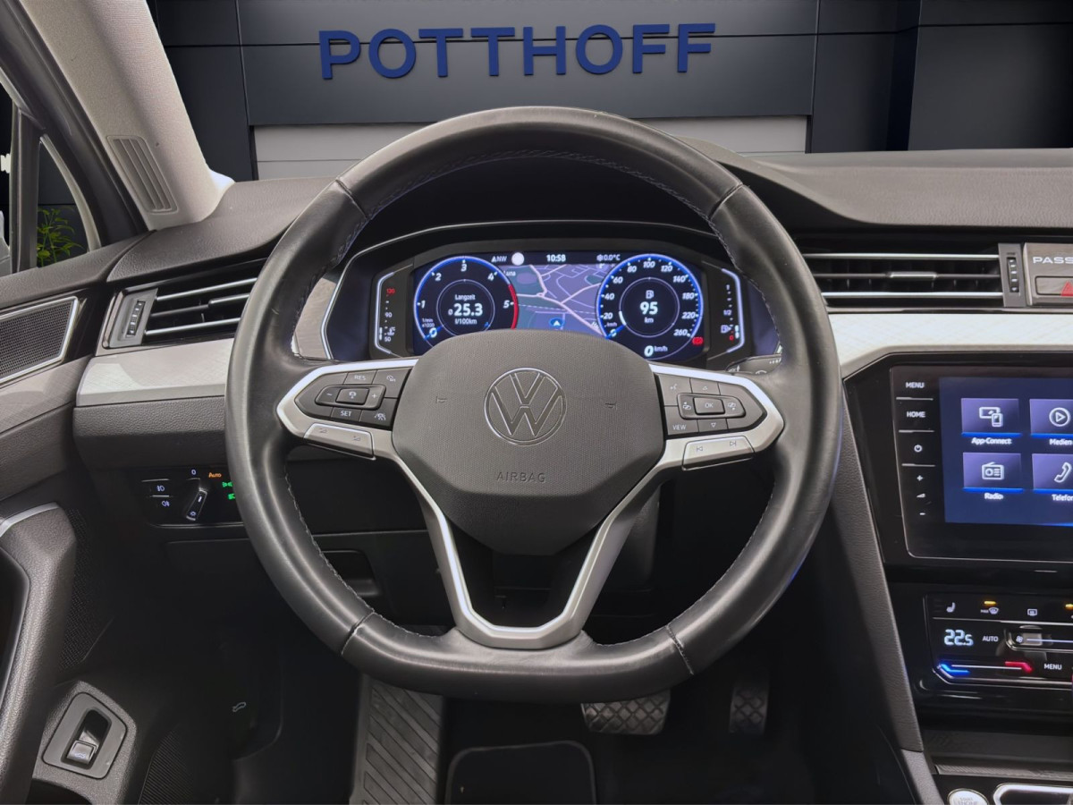 Thumb 10: Volkswagen Passat Variant 2.0 TDI DSG BUSINESS NAVI KAMERA PDC SITZHZG