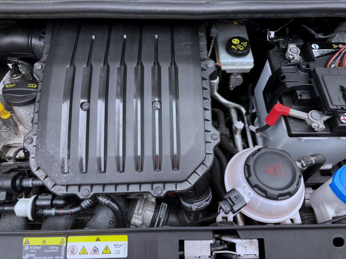 Thumb 17: Volkswagen up! 1.0 MPI MOVE UP! KLIMA SITZHZG BLUETOOTH