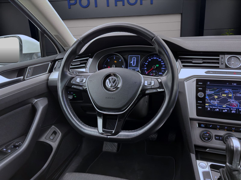 Bild 10: Volkswagen Passat Variant 1.6 TDI DSG COMFORTLINE NAVI ACC PDC KAMERA