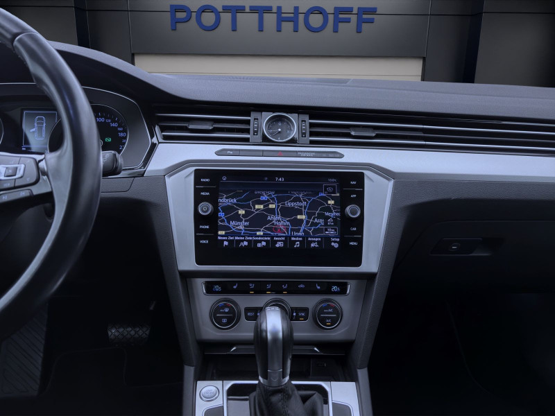 Bild 13: Volkswagen Passat Variant 1.6 TDI DSG COMFORTLINE NAVI ACC PDC KAMERA