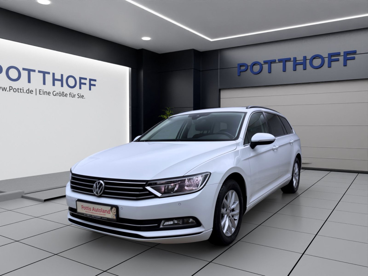 Thumb 0: Volkswagen Passat Variant 1.6 TDI DSG COMFORTLINE NAVI ACC PDC KAMERA