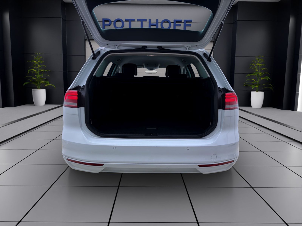 Thumb 3: Volkswagen Passat Variant 1.6 TDI DSG COMFORTLINE NAVI ACC PDC KAMERA