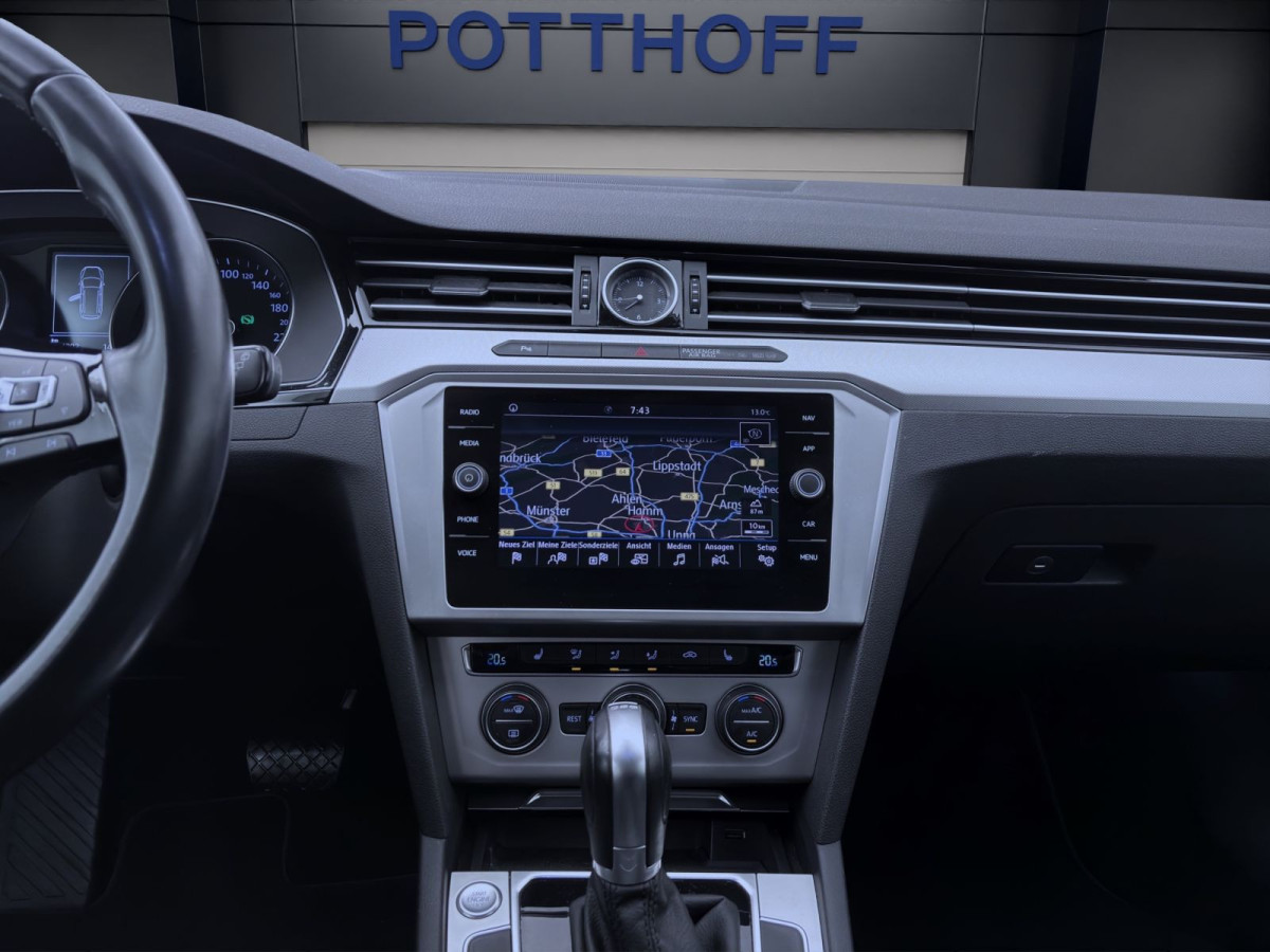 Thumb 13: Volkswagen Passat Variant 1.6 TDI DSG COMFORTLINE NAVI ACC PDC KAMERA