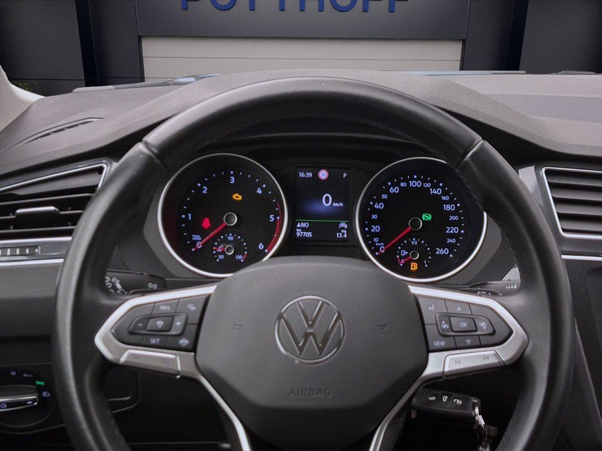 Thumb 11: Volkswagen Tiguan 2.0 TDI DSG LIFE NAVI AHK KAMERA PDC
