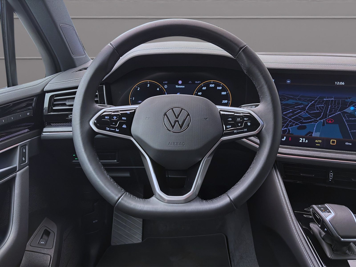 Thumb 10: Volkswagen Touareg 3.0 TDI V6 Tiptronic 4M ELEGANCE STANDHZG AHK IQ.LIGHT