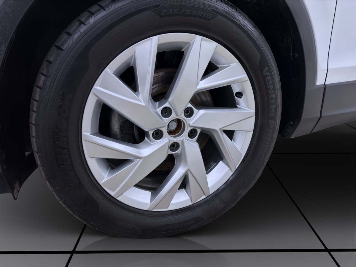 Thumb 7: Volkswagen Tiguan 2.0 TDI DSG ELEGANCE PANO IQ.LIGHT KAMERA PDC