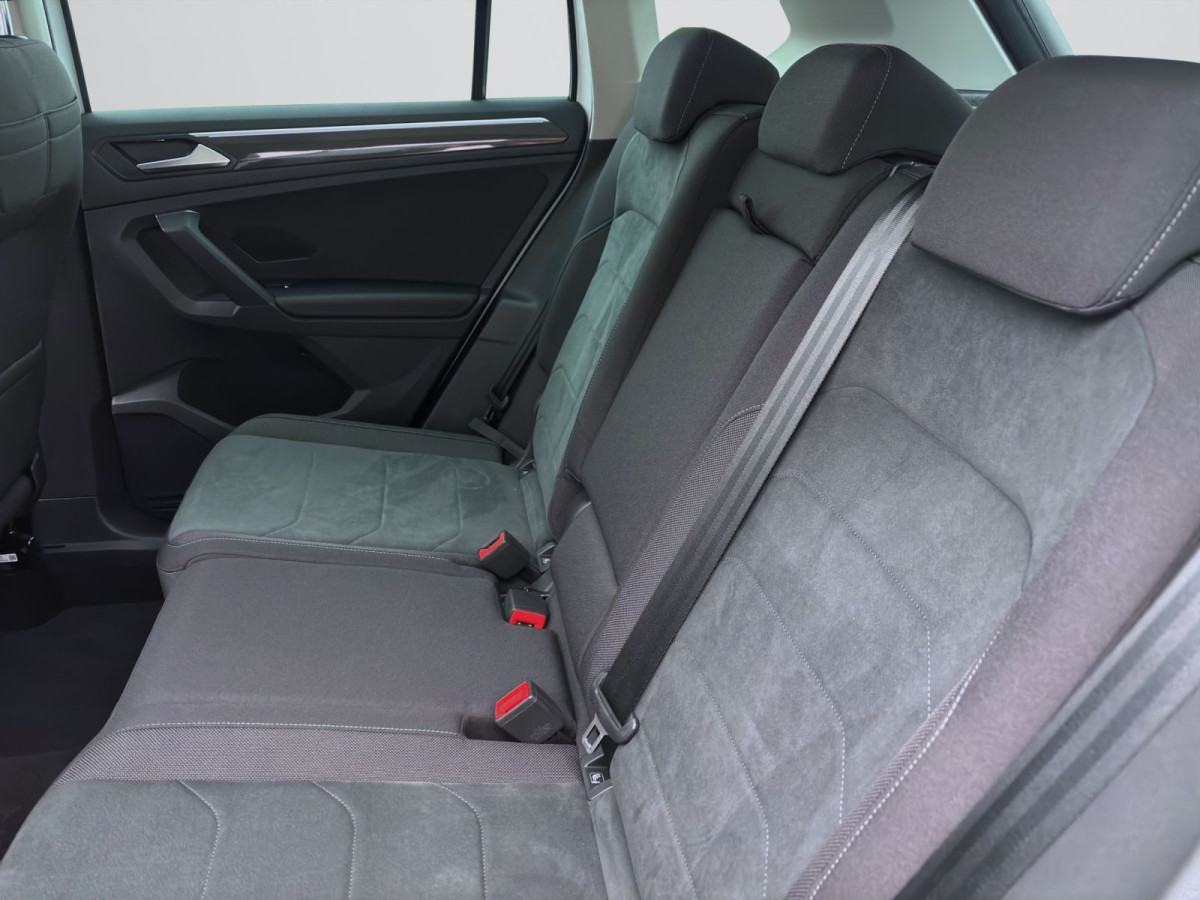 Thumb 14: Volkswagen Tiguan 2.0 TDI DSG ELEGANCE PANO IQ.LIGHT KAMERA PDC