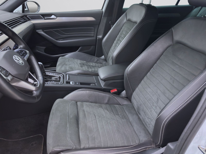 Bild 8: Volkswagen Passat Variant 2.0 TDI DSG ELEGANCE STDHZG AHK PANO NAVI