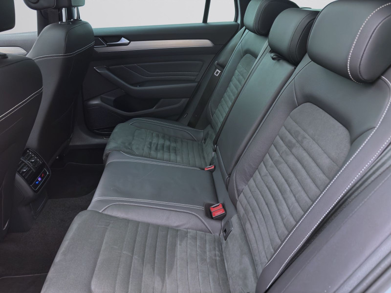 Bild 14: Volkswagen Passat Variant 2.0 TDI DSG ELEGANCE STDHZG AHK PANO NAVI