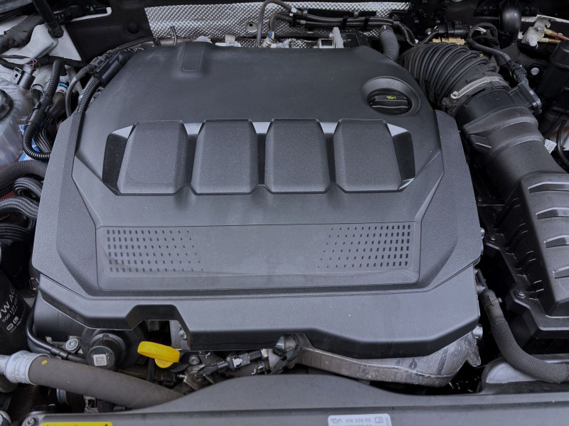 Bild 17: Volkswagen Passat Variant 2.0 TDI DSG ELEGANCE STDHZG AHK PANO NAVI