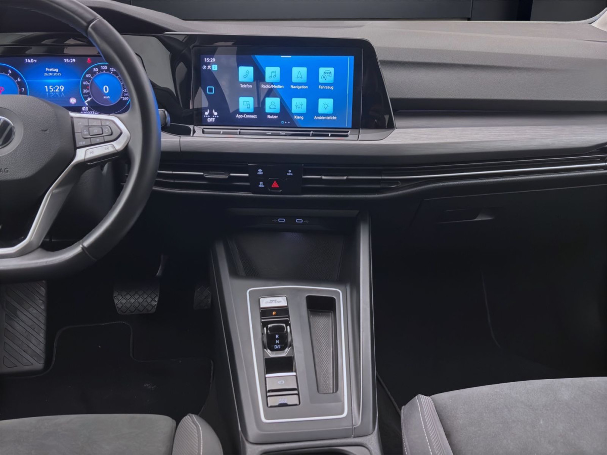 Thumb 13: Volkswagen Golf Variant 1.5 eTSI DSG STYLE KAMERA NAVI PDC