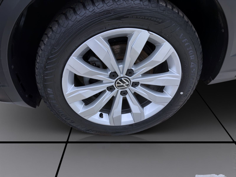 Bild 7: Volkswagen T-Roc 1.5 TSI SPORT NAVI PDC LED SITZHZG ACC