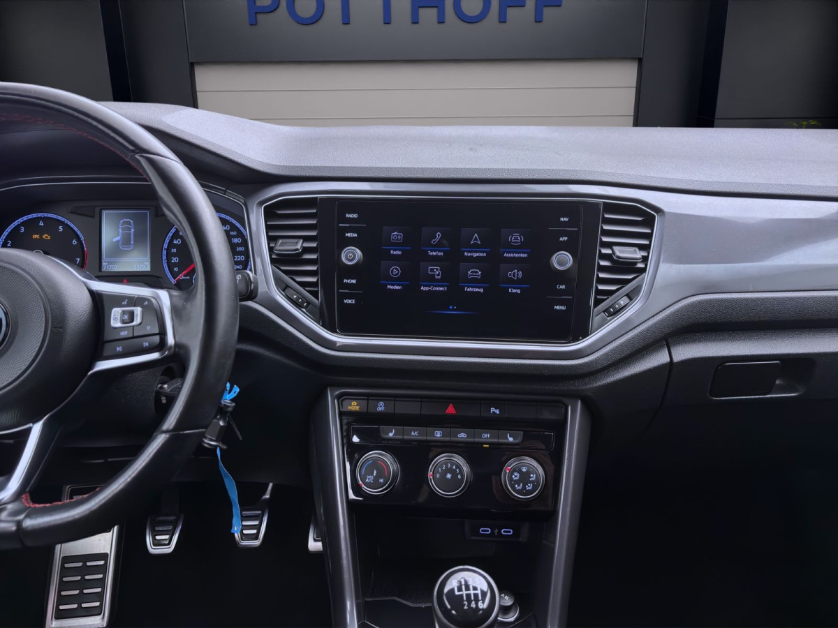 Thumb 13: Volkswagen T-Roc 1.5 TSI SPORT NAVI PDC LED SITZHZG ACC