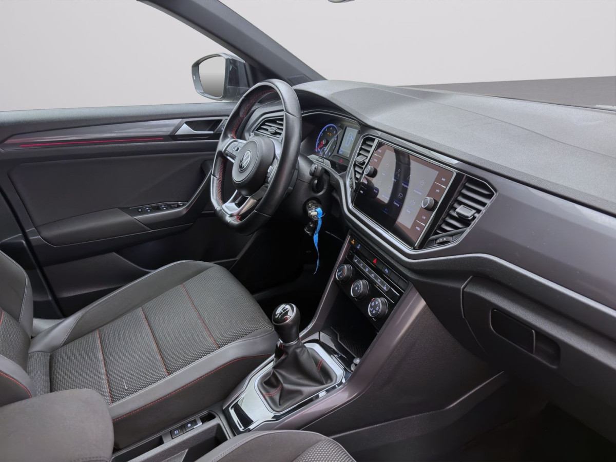 Thumb 16: Volkswagen T-Roc 1.5 TSI SPORT NAVI PDC LED SITZHZG ACC
