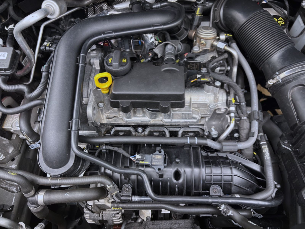 Thumb 16: Volkswagen T-Cross 1.0 TSI GOAL NAVI KLIMA PDC SHZG